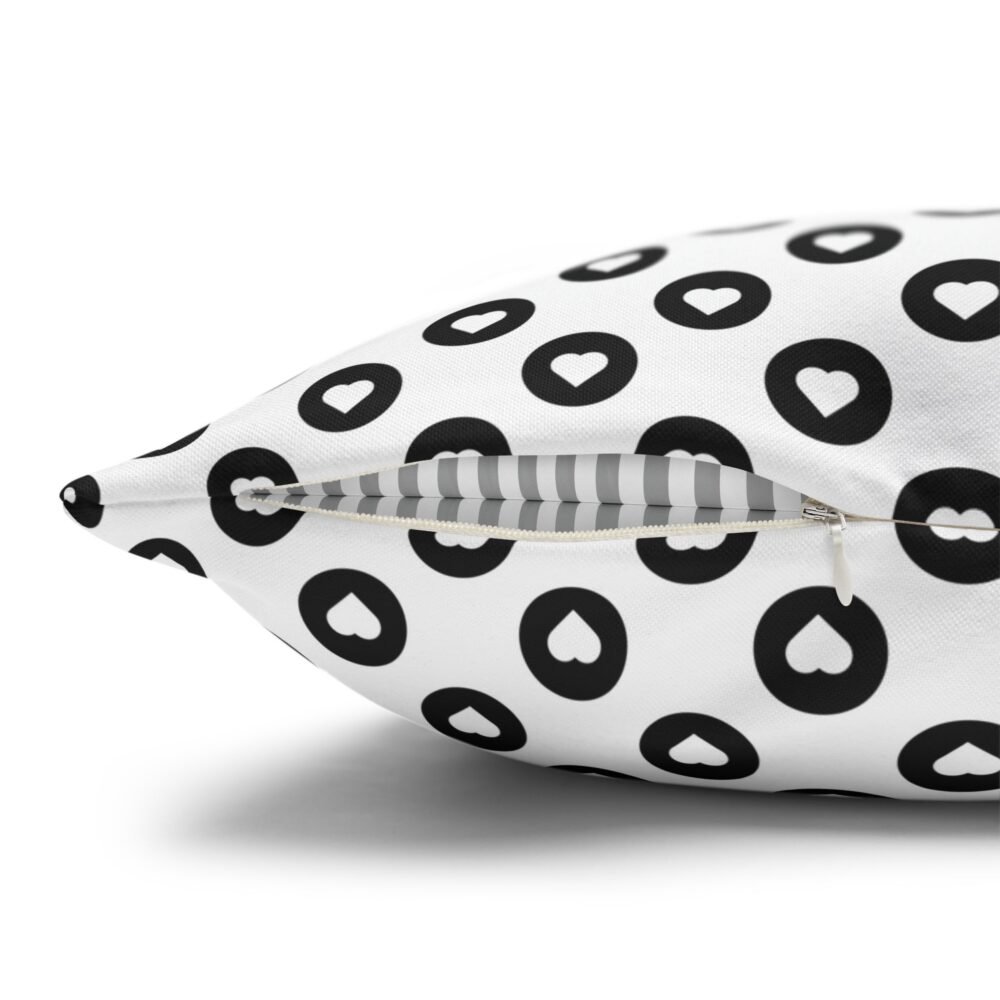 Pillow with Zipper
