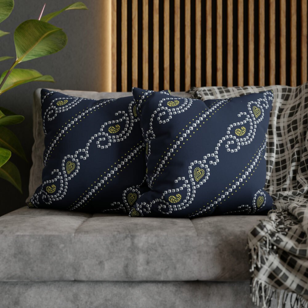 Paisley Bandana Pattern on Navy Throw Pillow Covers - Image 5