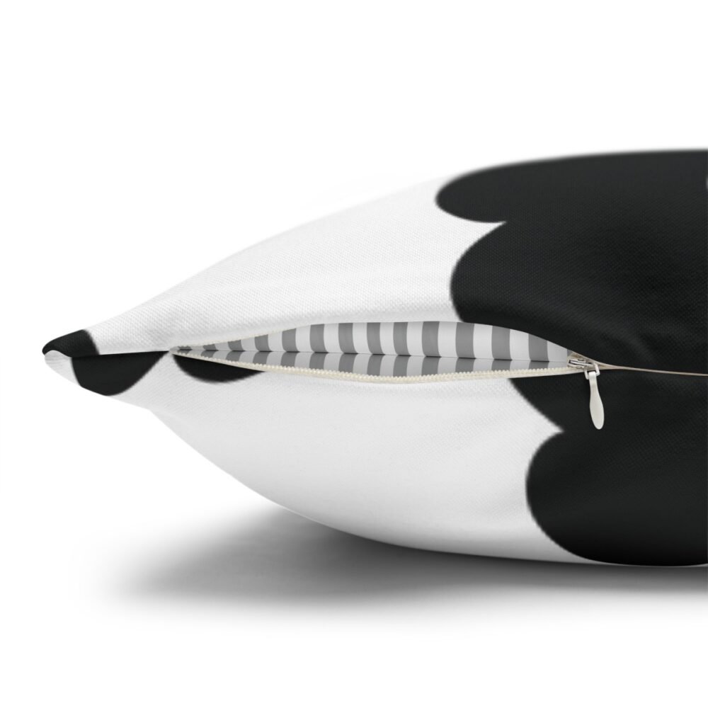 Cute Black and White Flower Print Throw Pillow Covers - Image 4