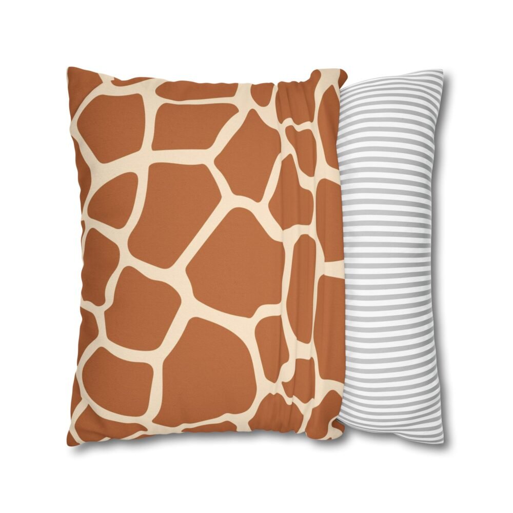 Stylish Brown Giraffe Pattern Throw Pillow Covers - Image 3